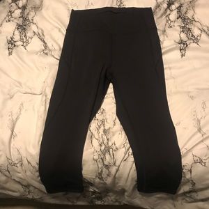 Lululemon crop leggings